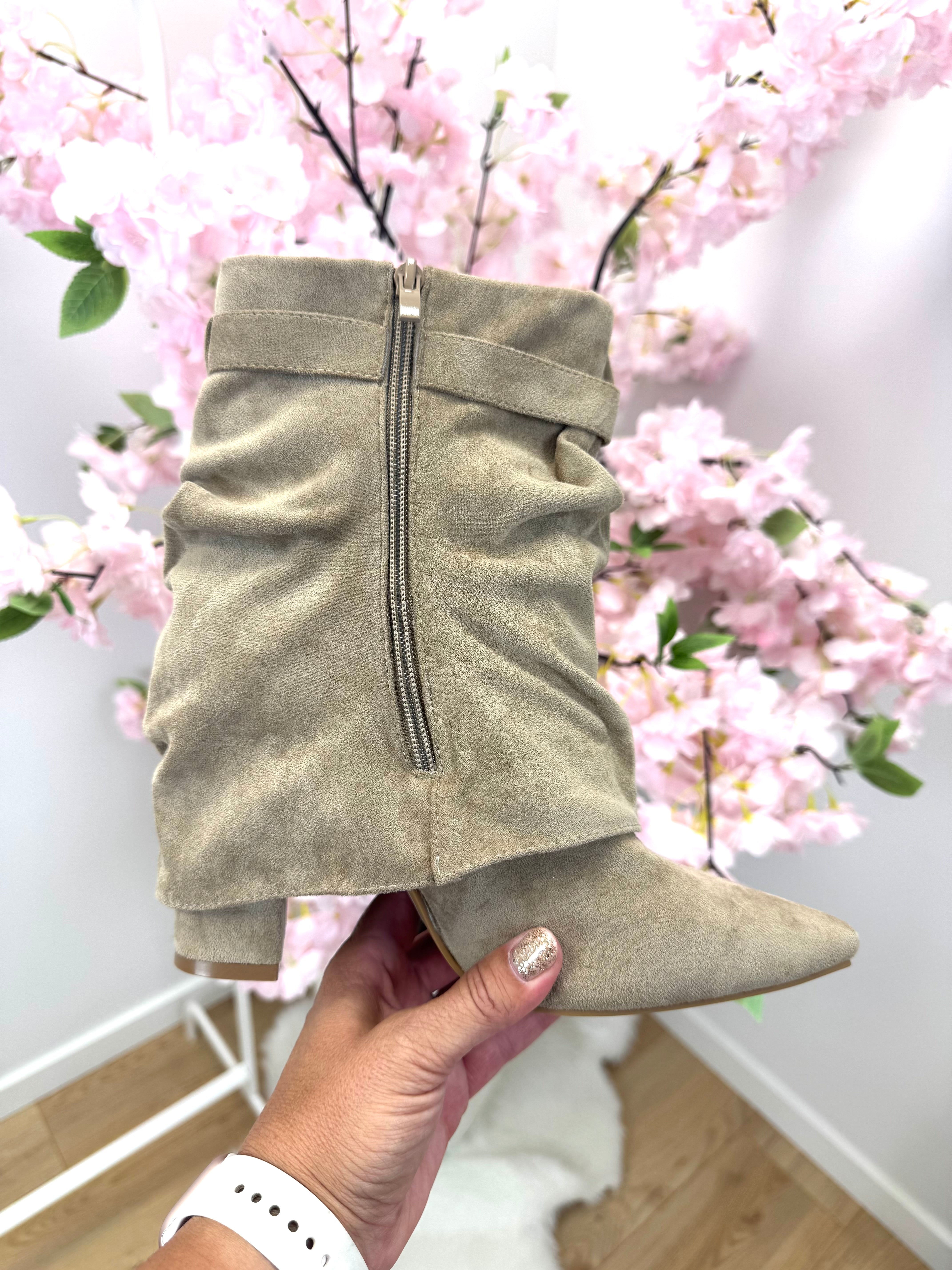 Laars beige 0389