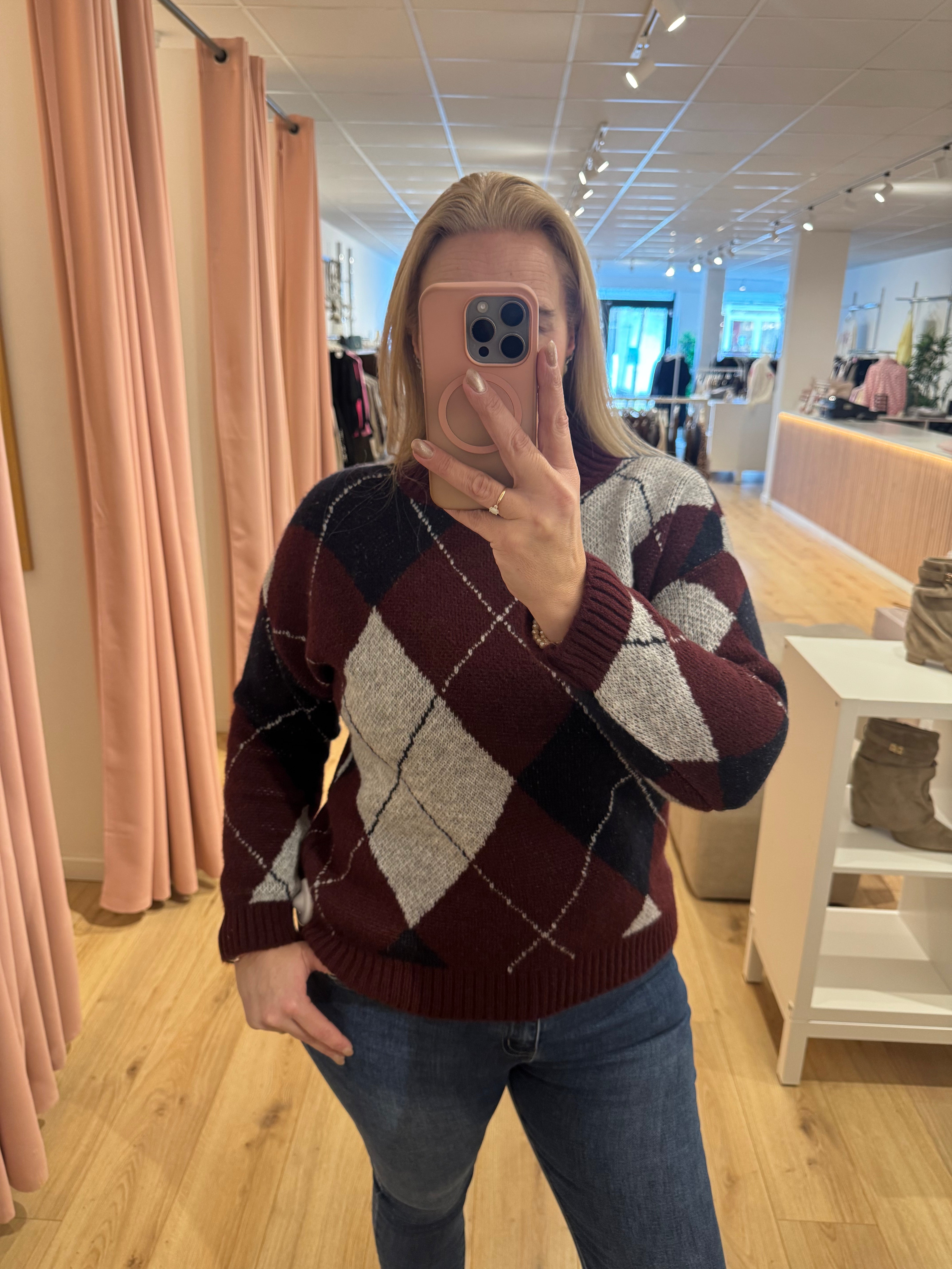 Trui ruit bordeaux 0012