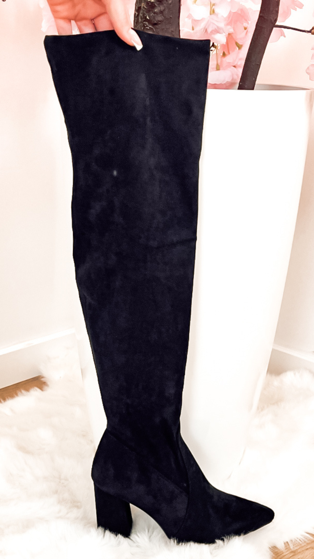 Miss D Laars Salina zwart