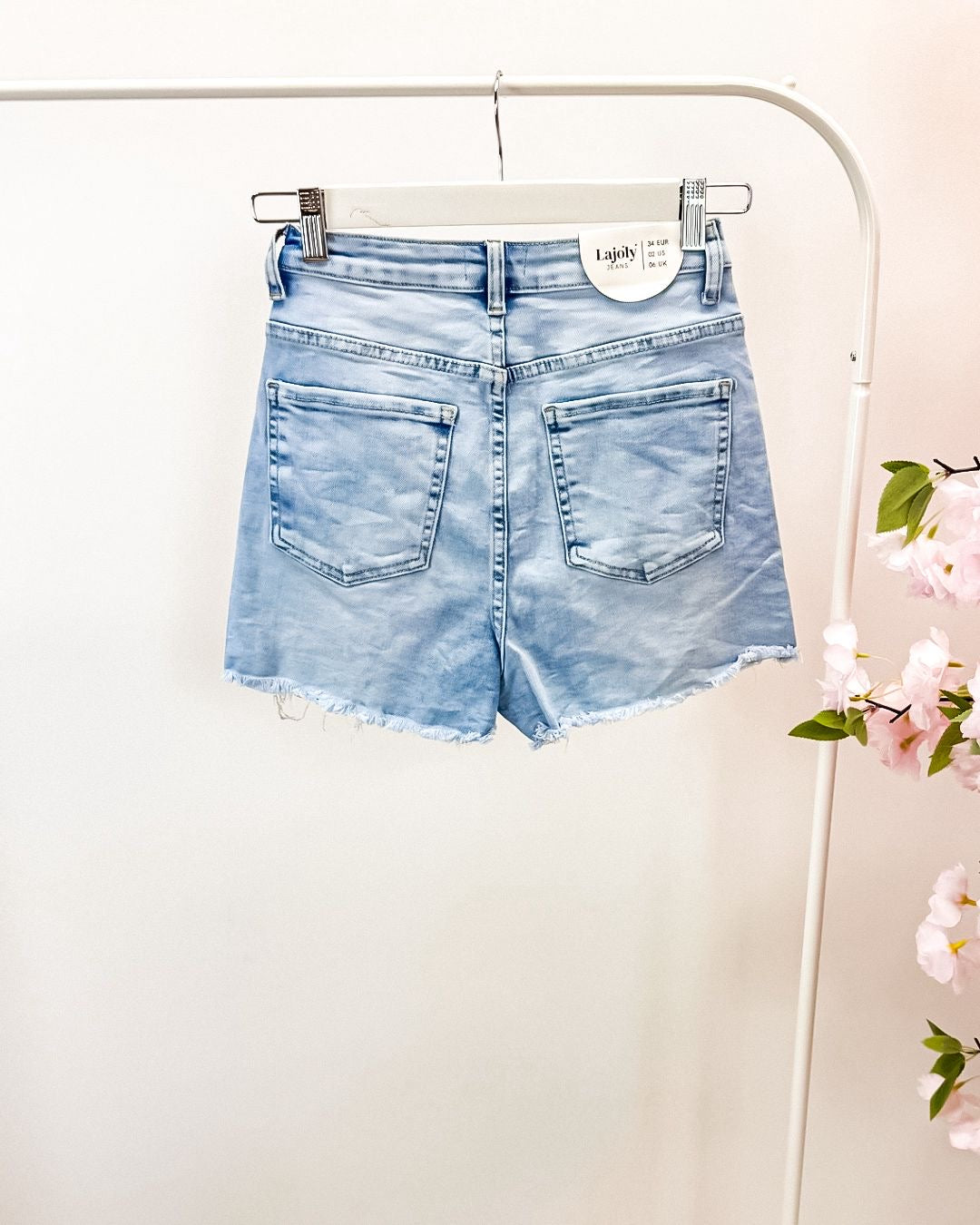 Short Lajoly