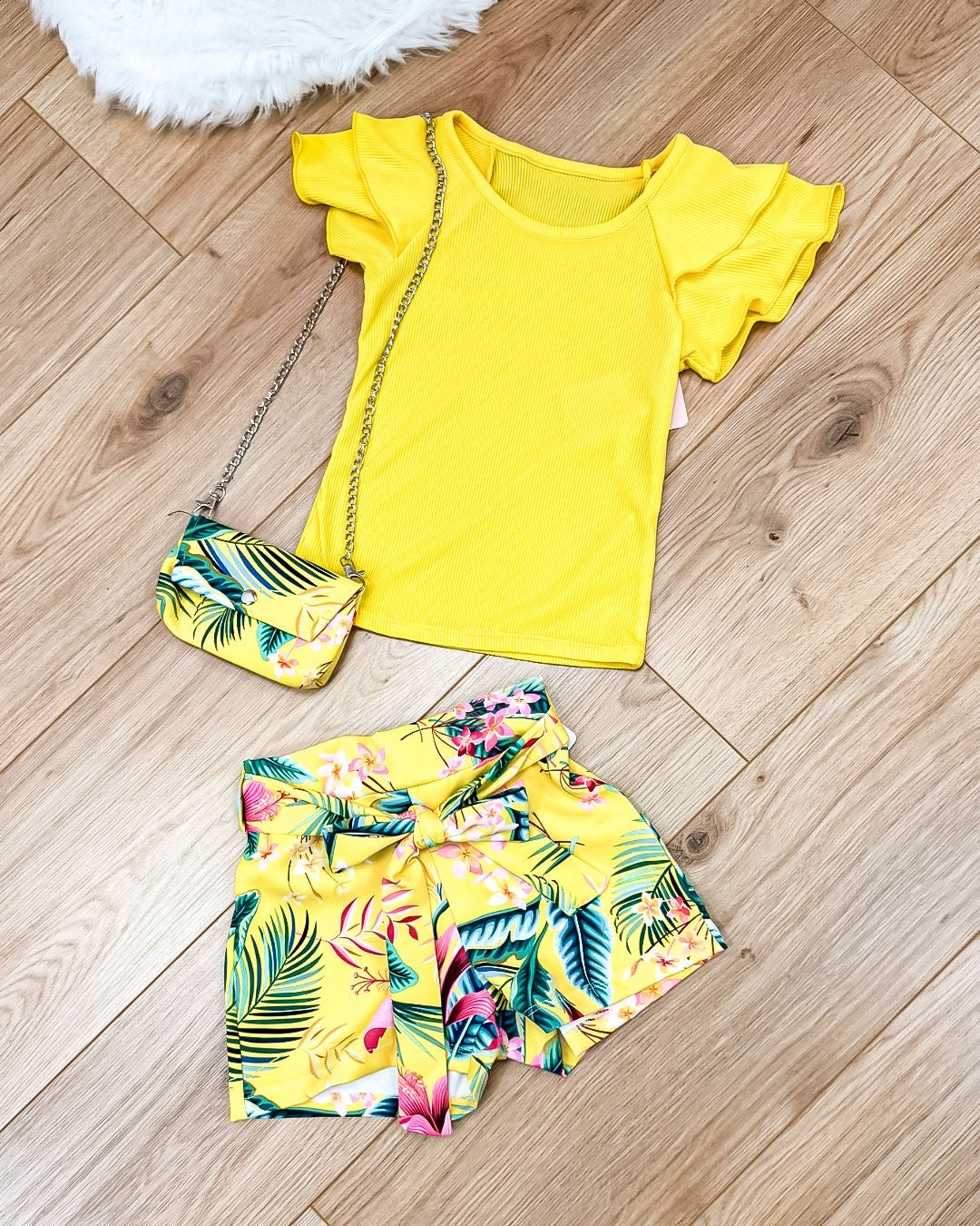 Kids set Nia geel
