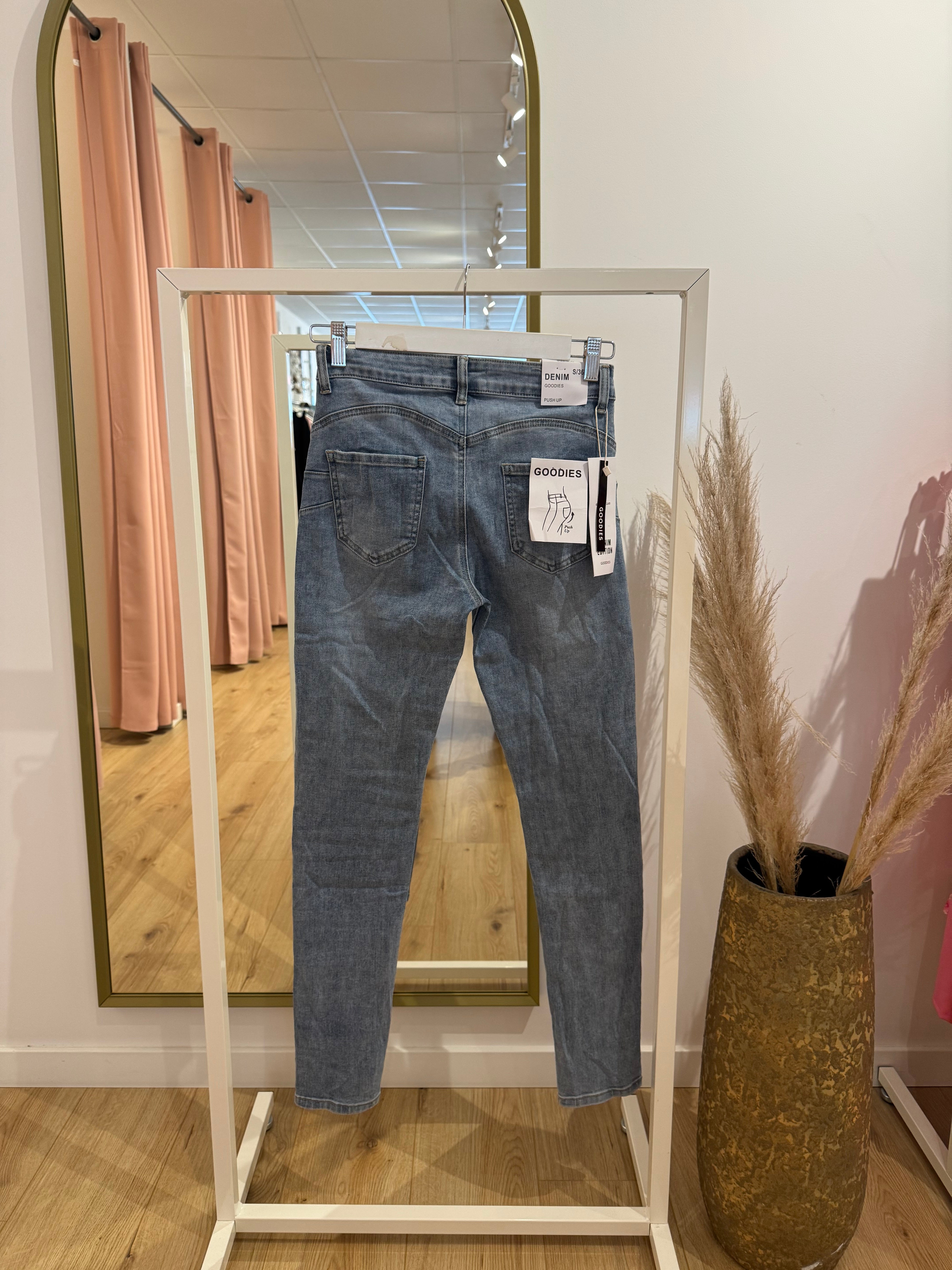 Goodies push up 0222